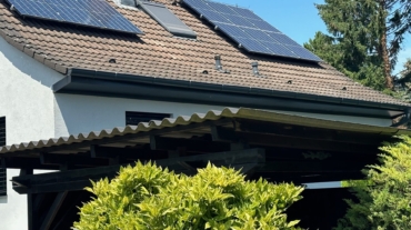 panele fotowoltaiczne na dachu